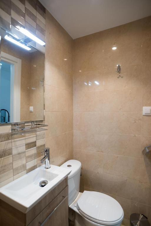 Apartamento Monastiraki 3-4 Blue Sky Atenas Exterior foto